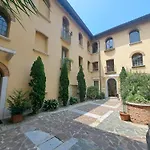 Trilocale Sofia Abbadesse M3-m5 Zara דירה *